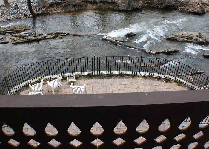 Helendorf River Inn, Suites & Conference Center